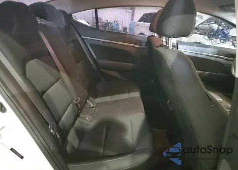 2018 Hyundai Elantra Sel z USA, uszkodzony, nr VIN 5NPD84LFXJH341217